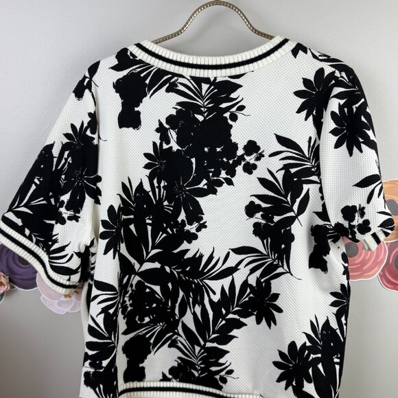 Forever21+ Floral Cropped Tee - Size - XL - Picture 2 of 5